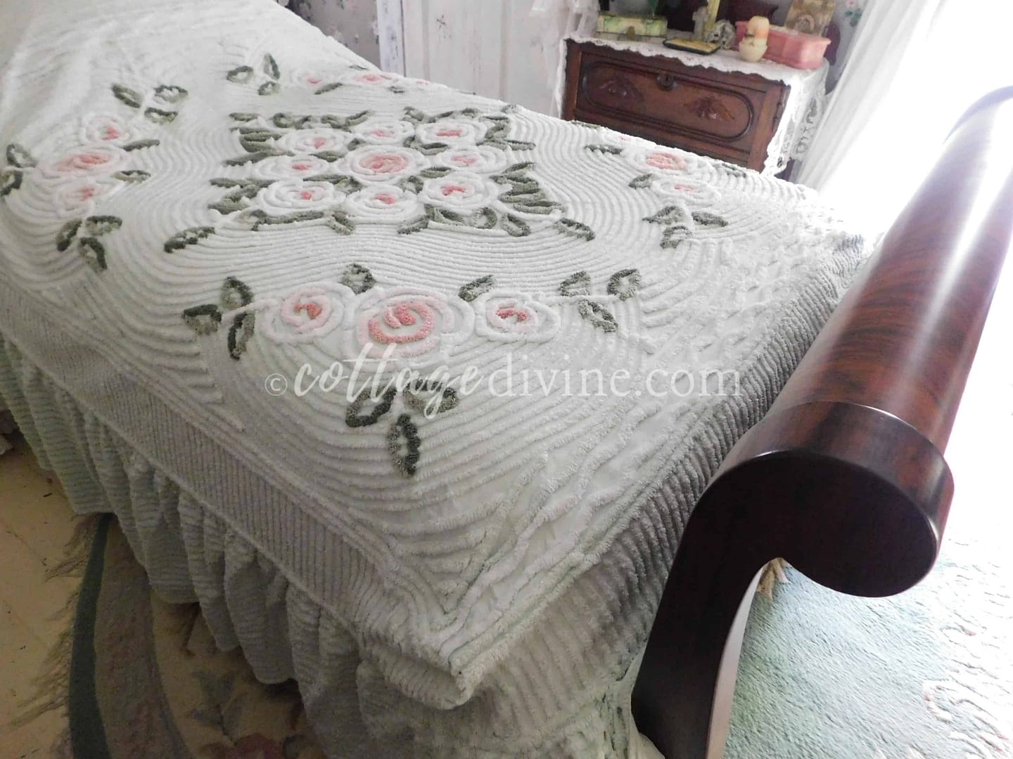 Luxury Vintage Chenille Bedspread, Tufted Cottage Roses on Mint Green