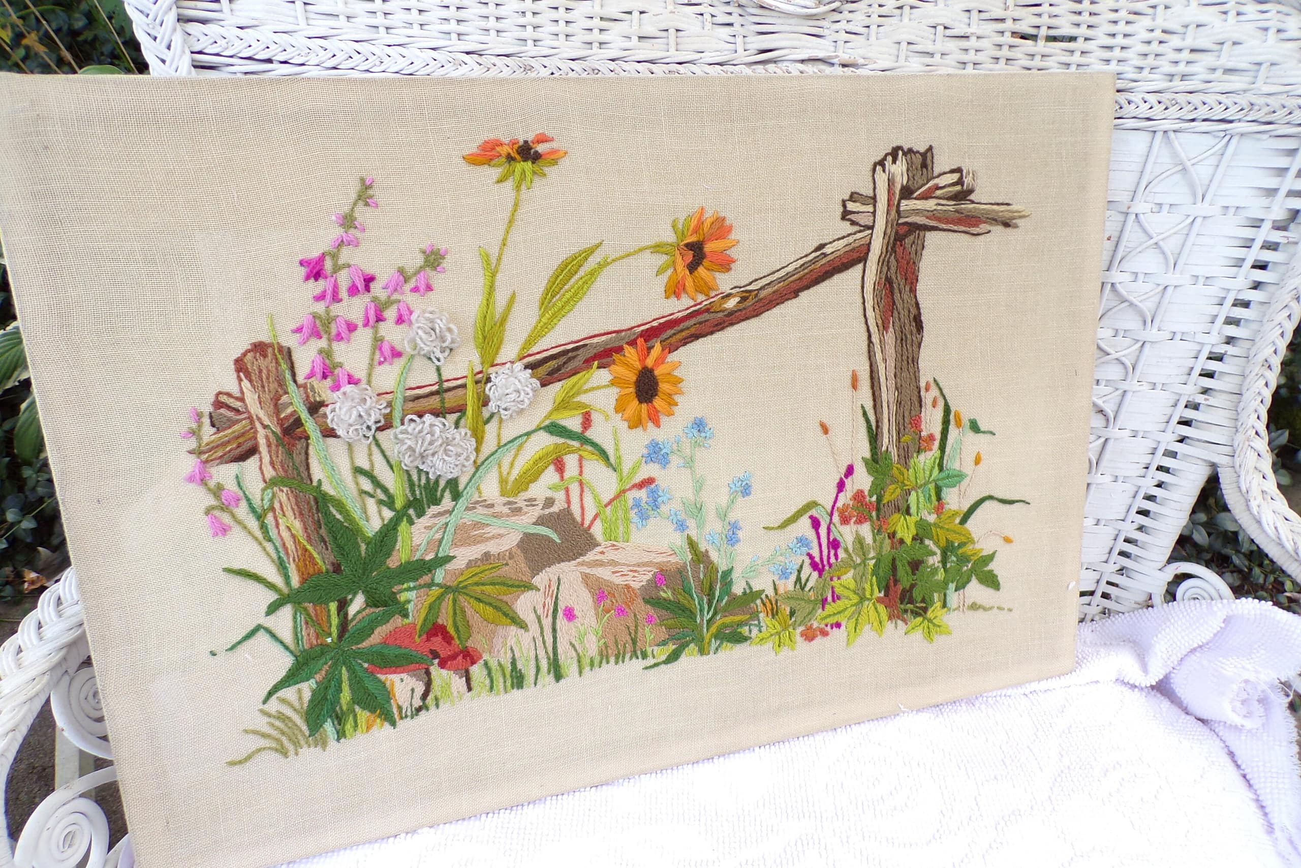 Flowers Embroidery Wall Hanging Decor 
