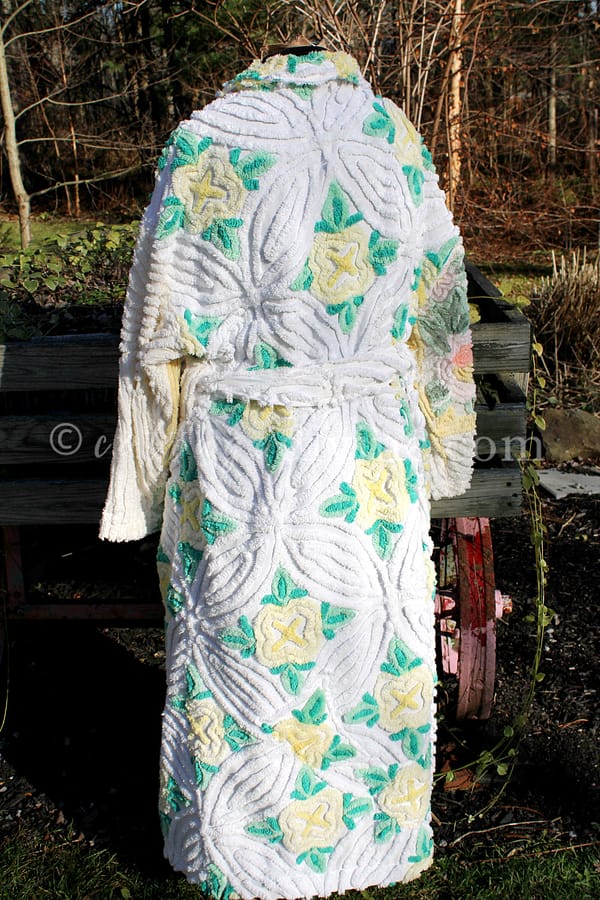 Plush Plus Size Chenille Robe, Upcycled Bathrobe from Cabbage Rose Blooms Vintage Chenille